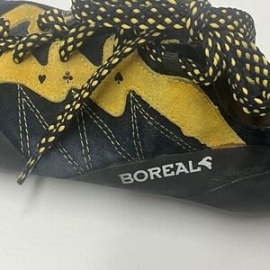 BOREAL CLIMBING SHOES SIZE 10